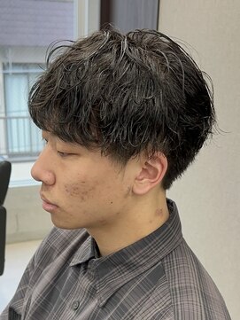 フイ 恵比寿(Hui) men's/アップバング/ツーブロックマッシュ/束感ショート/波巻き