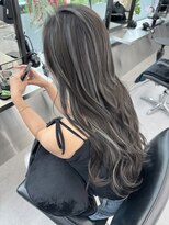 アルドーレフィエロ シンサイバシ(Ardore fiero shinsaibashi) コントラスト極ハイライト☆アッシュブラック