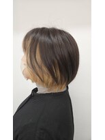 ネクサス NEXUS&nbsp;インナーを見せるレイヤーボブ