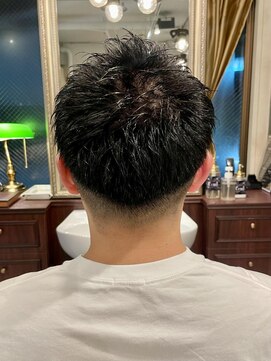 グレイスフルバーバーロンドン 大宮店(Graceful Barber London) 【20代 男性】ロンドンスパイキーツーブロック（大宮/バーバー）