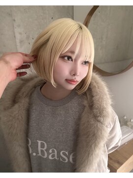 モニカ(MONIQA) ブロンド