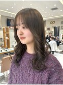 顔まわりレイヤー毛流れリバース巻き韓国風カット原宿
