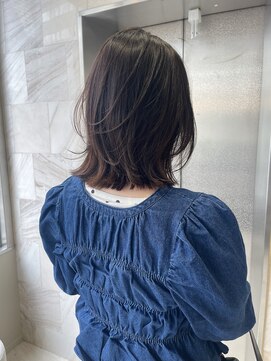 リリー(Lilley) ミディアムレイヤーでも盛れます！！！