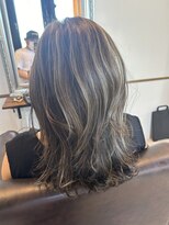 ヘアーリゾートガーデンヴェール(Hair Resort Garden VERT)&nbsp;ハイライト+オリーブベージュ