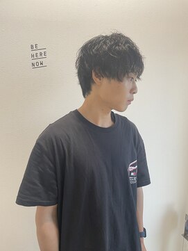 ビーヒアナウ N゜02 金沢鞍月店(BE HERE NOW) メンズパーマスタイル