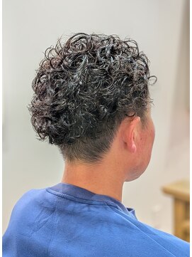 プードルパーマ　アップバング