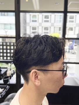 ビジネスマンパーマ