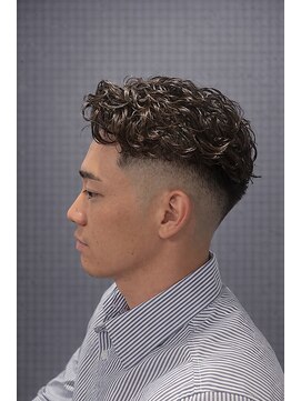 ワンワンオー バーバーショップ 長浜店(@110 BARBER SHOP) ラルフカール×スキンフェードで魅せる、最新バーバースタイル