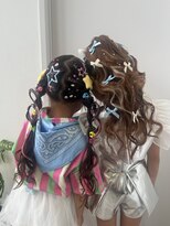 ルシエル(Luxiel)&nbsp;63. 結婚式ヘアアレンジ/大人上品セットアップ/グレージュ
