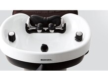 長時間寝ても疲れにくいネッククッションを採用【ヘッドスパ】