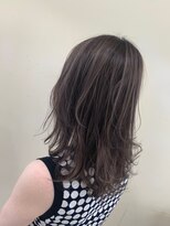 リー 枚方(Lee) レイヤースタイル×グレージュ