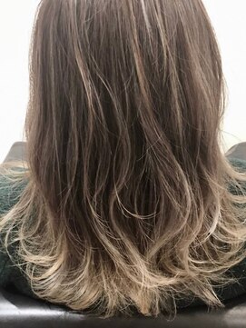 リシェールグリーン 越谷花田店(RICHAIR GREEN) ハイライトグラデーションカラー♪