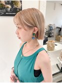 ホワイトブロンド×ブラントボブ/20代30代40代