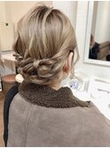アップヘア　アップヘアアレンジ