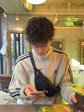 エディット トウキョウ(e.dit tokyo) 【MILK/MURIEL miu】ニュアンスパーマ メンズパーマ