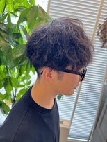 フィッティ 横須賀中央店(fiti)&nbsp;ダークアッシュ刈り上げマッシュスパイラルパーマ