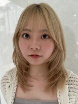アンダーバーホワイトモデ 河内長野(_WHITE mode) ハイライトカラーミルクティーベージュレイヤーカット