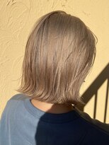 サロンドジョー(salon de joe)&nbsp;ショートボブレイヤーカットミディアムウルフくびれ透明感カラー