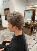 シルバーベージュ×スパイキーショート