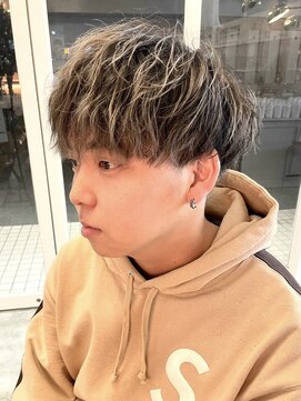 ナジック(749) メンズ×ツイストハイライト