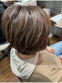 ショートボブ