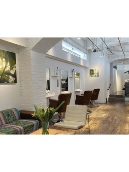 【赤坂駅】再現性◎のスタイルなら《6six hair make》にお任せあれ◇シルエットが美しいデザインをお届け♪