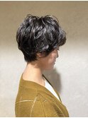 クセ毛を活かしたマッシュショート