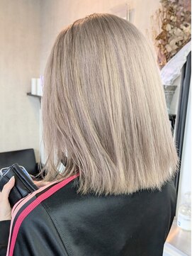 トリコ(ToricO) ホワイトベージュ