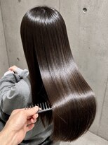 アル あびこ(aru.) 酸性ストレートで叶える、柔らかく自然なストレートヘア