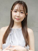 ブルーダー(Bruder)&nbsp;ナチュラルストレート　ベージュ　透明感