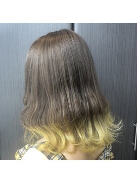 ラフィス ヘアー ルーム 難波本店(La fith hair room) グレイアッシュ×裾イエロー