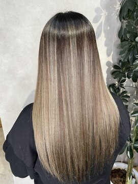 フィーネ 柏(Fi-Ne) コントラストハイライトスタイル