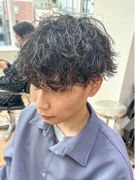 ウェイビーエフティフィフス 横浜西口(WAVEY ft.fifth) 波巻きスパイラルツイストスパイラルパーママッシュメンズヘア