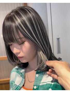 エイトデイズ 三宮駅前店(EIGHT days) ハイライト＋イヤリングカラー　シアーグレー