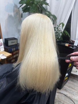 プシュケ(PSYCHE) ナチュラルハイトーン髪質改善トリートメントホワイトブロンド