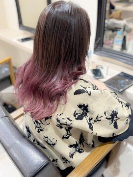 セルカ 新宿(CERCA) 学割U24/ケアブリーチ/ダブルカラー/新宿【CERCA新宿/新宿西口】