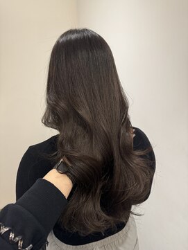 リリアーナ(LILIANA) グレージュカラー 透明感カラー 髪質改善 縮毛矯正 ダブルカラー