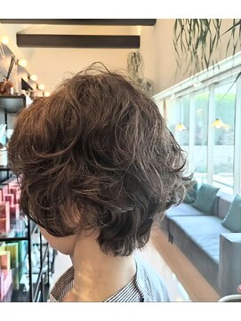 ニュースタイルアイラ (NewStyle aila) ショート