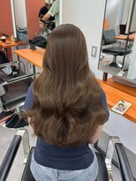 レブ 三条河原町(Reb,)&nbsp;ブリーチなしダブルカラーレイヤーカットミルクティーベージュ