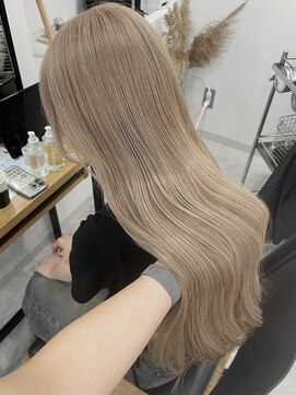 ウル 岡山駅店(ULu.) ハイトーンホワイトミルクティーベージュヌーディーカラー岡山駅