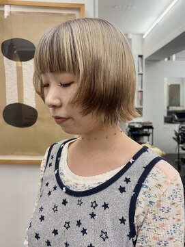 シベルバレー 横浜(sibell) ▽ レイヤーカット顔周りレイヤーウルフハッシュカットブロンド