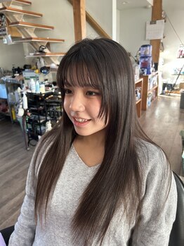 アーツヘア(ARTS hair)の写真/脅威のリピート率！根本から改善するネオメテオストレート◎1回で見違えるほどのツヤ髪に♪