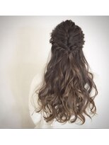 レバラディンズドゥミラー(Les Baladins du Miroir)&nbsp;【バラディンズ】ハーフアップ１４