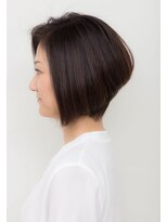 チェルモ(CHELUMO)&nbsp;前下がりボブ