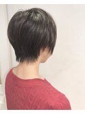 赤味ゼロ☆暗めでも透明感ありなアッシュ☆奥行きショート