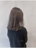 柔らかさと軽さを演出してくれる細かハイライト×軽めレイヤー