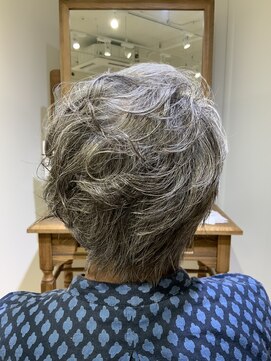 ユーネリー(U-NERY) パーマショートスタイル