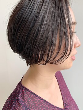 アウェイク(AWAKE) 透けバングのクールショートボブ【AWAKE渡辺康則】