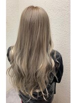 トッカ ヘアアンドトリートメント 難波店 外国人風カラー