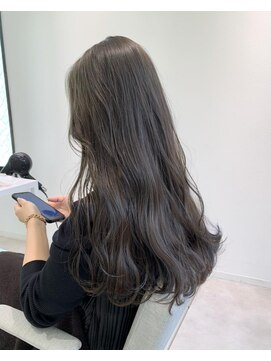 ヨーク(YOKE) YOKE カーキグレージュ 20代30代 髪質改善 ダブルカラー